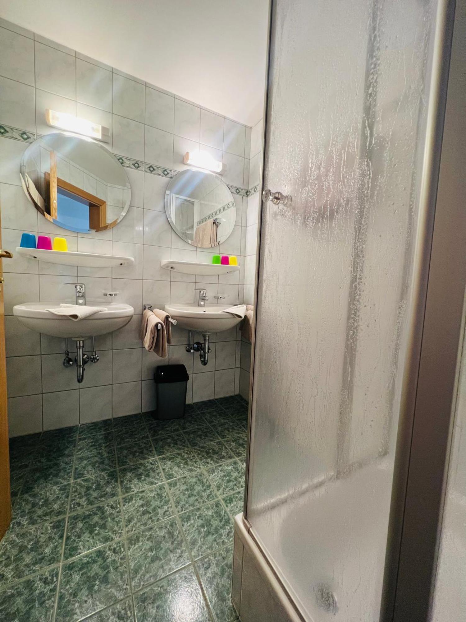 Ferienwohnung Ferienwelt Bogensperger Mariapfarr Zimmer foto